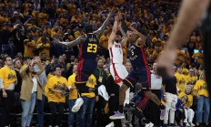 开云平台-NBA季后赛次轮火箭逆袭击败猛龙