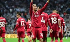 开云体育登录-关于克洛普承认利物浦需要改进防守战术来取得欧洲胜利的信息