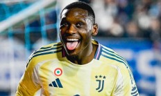 开云体育登录-沃尔夫斯堡新转会引争议，球迷支持度暴涨