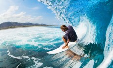 开云APP-东契奇三双难救主，猛龙绝境逆袭改写季后赛版图—世界排名争夺战焦点战深度解析