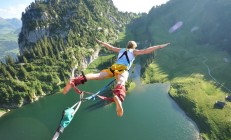 开云体育官方网站-法网的咆哮，当红土铁骑踏碎伦敦，蒂姆带队在异乡奏响王者之歌