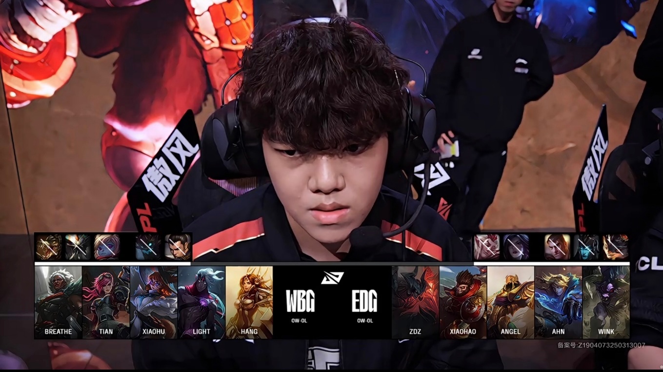 EDG险胜JDG，Perkz线上压制力十足峡谷大战半决赛，强势挺进下一轮