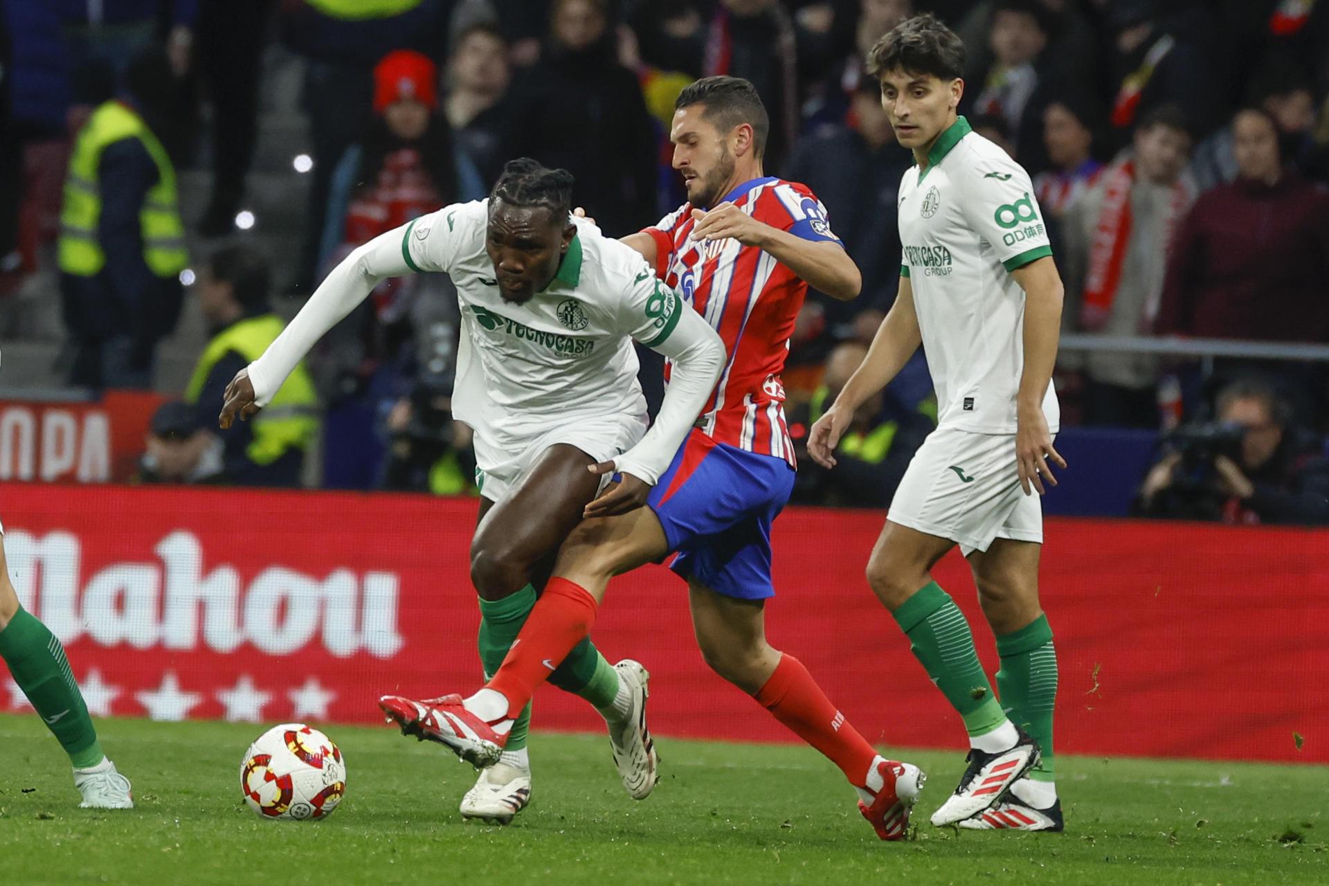 包含赫塔费备战未来赛事，球员状态稳定的词条