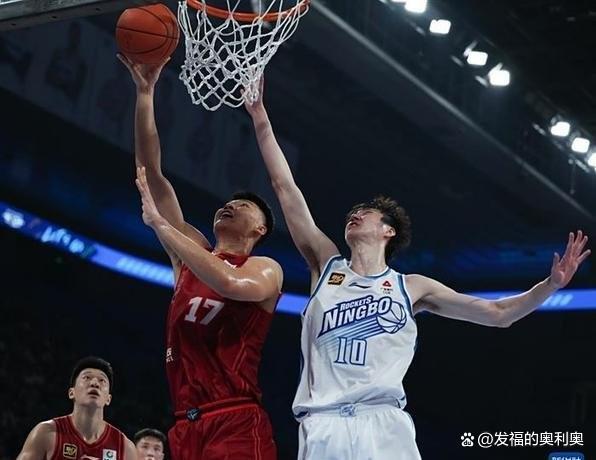 天津男篮惜败河南队，积分榜下滑