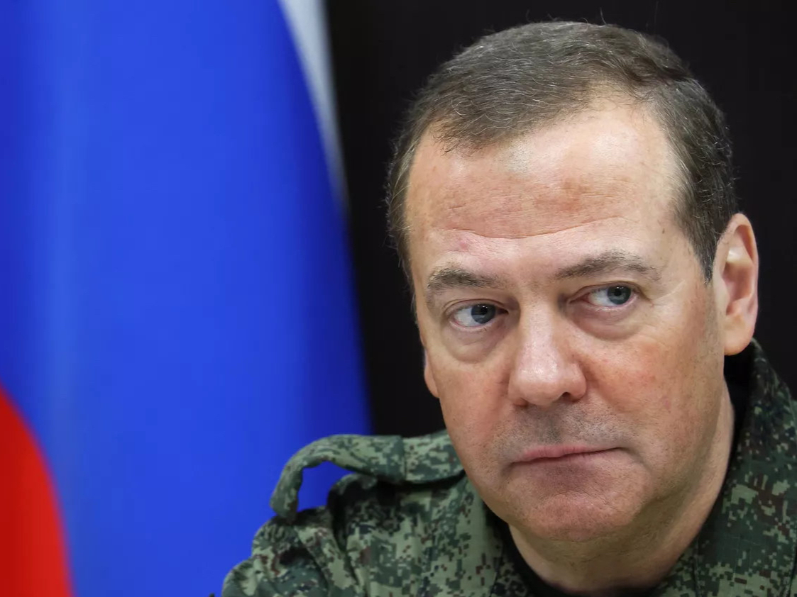 年终总决赛碾压美网,梅德韦杰夫统治全场 年终总决赛碾压美网,梅德韦杰夫统治全场