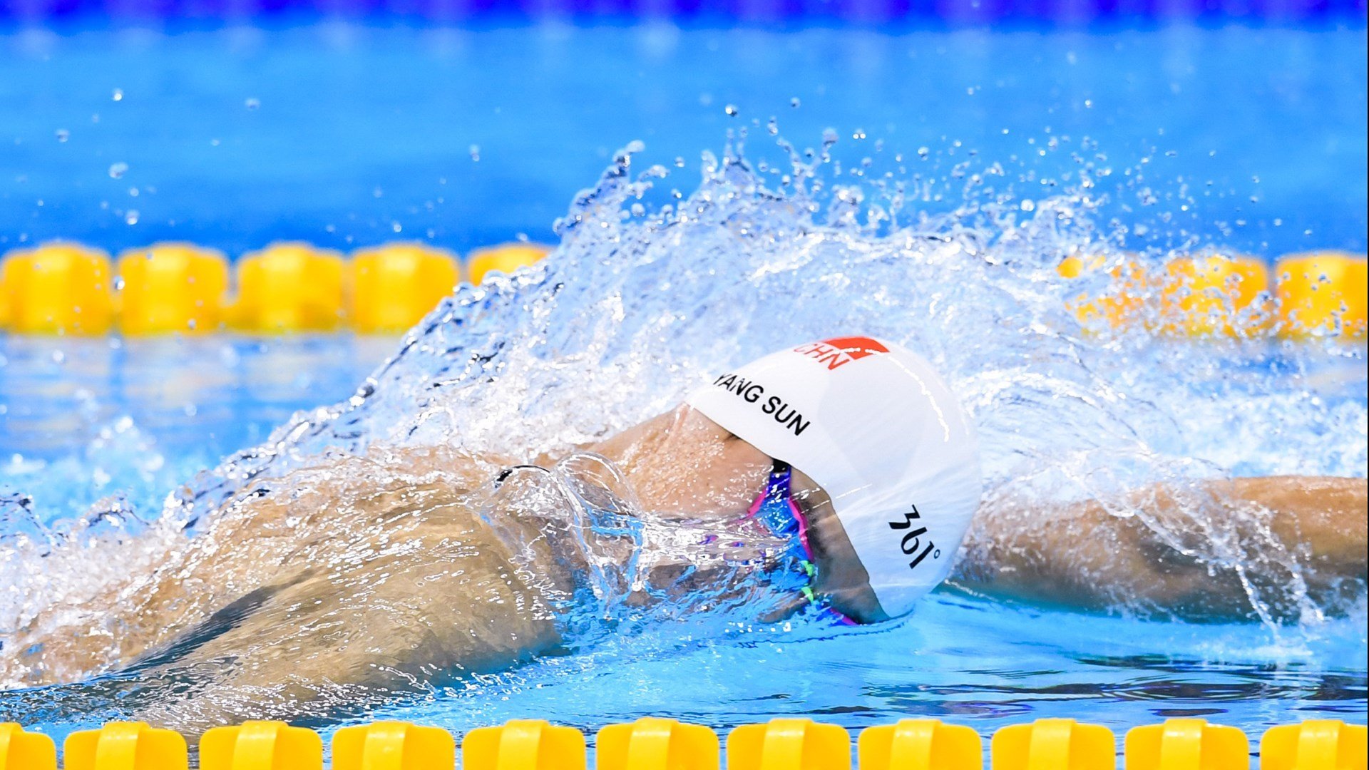 克莱·汤普森跨越时空的三分绝杀，当国王队客串战胜浙江广厦